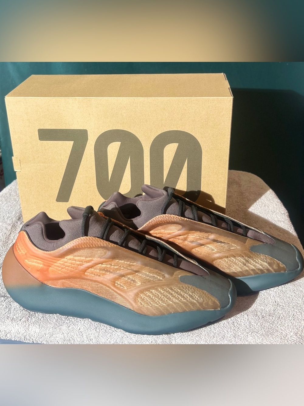 adidas Yeezy 700 V3 "Copper Fade" Men's Size 14.5 – Brand New In Box (Deadstock)